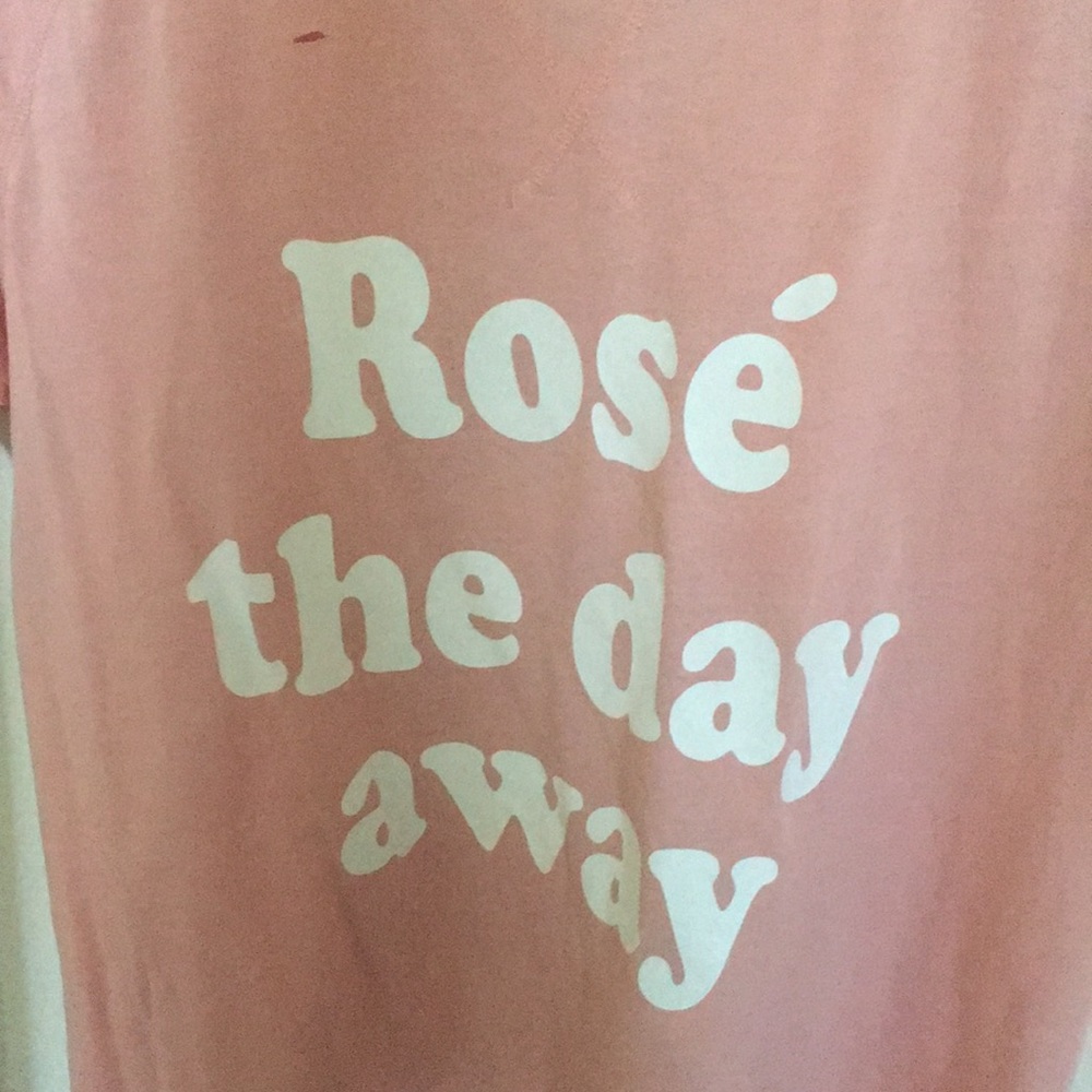 Comfy cute rosè shirt